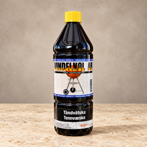 Vindelkol tändvätska 1 liter, flaska på varm ljus stenbakgrund